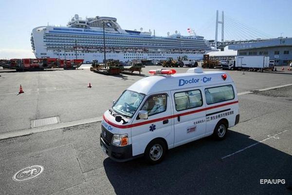 На круизном лайнере в Японии выявили еще 41 случай коронавируса