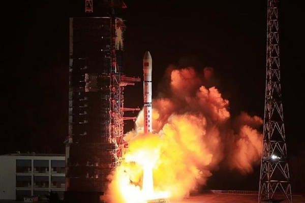 Китай запустил четыре новых экспериментальных спутника