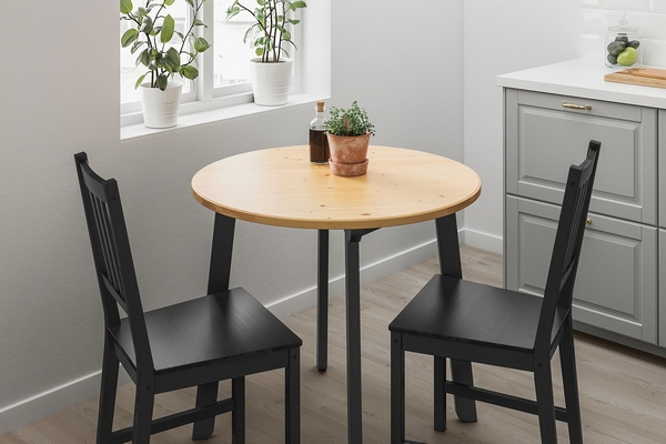 Столы для столовой – особенности выбора
