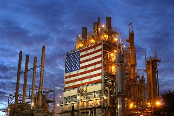 В США резко выросли запасы нефти