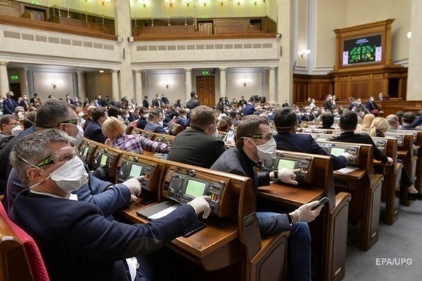 Рада ввела в Украине новый таможенный тариф