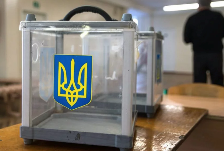 Озвучены условия проведения в Украине досрочных выборов