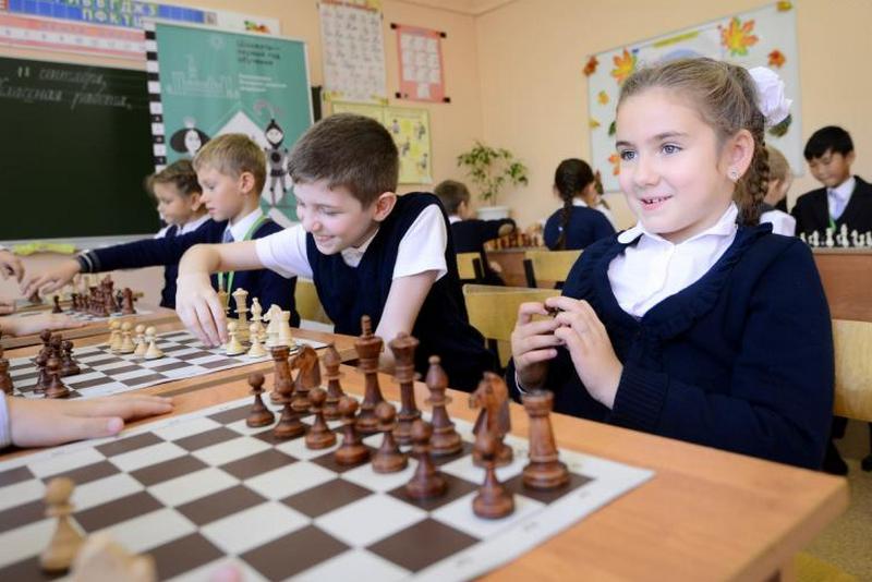 В российских школах введут обязательные уроки шахмат