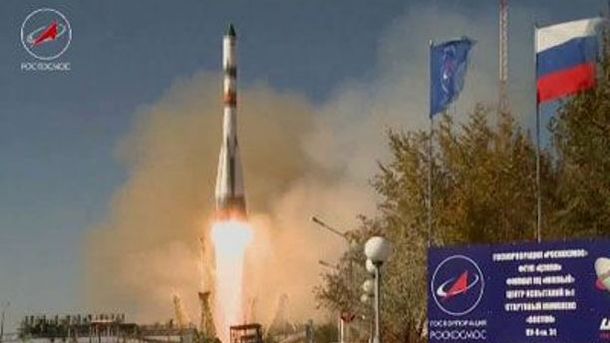 России все же удалось запустить ракету с космическим грузовиком
