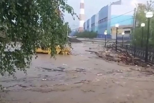 В России затопило цеха уральского подразделения Новолипецкого металлургического комбината