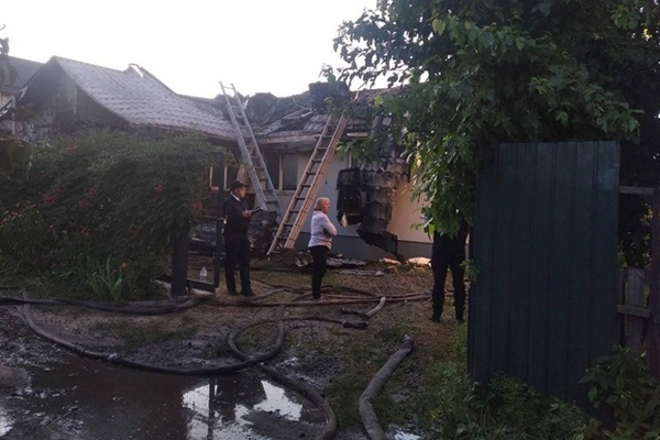 Активист Шабунин заявил о поджоге его дома