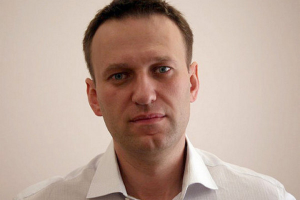 Навальный до сих пор не приходит в сознание