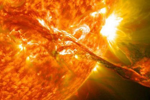 У Солнца начался новый цикл. Ученые фиксируют рост активности звезды