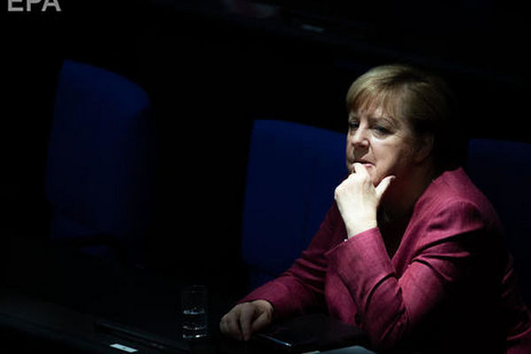 Меркель о пандемии: Впереди у нас трудные времена