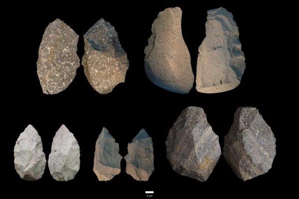 Ученые раскрыли тайну обработки огнем древних каменных орудий