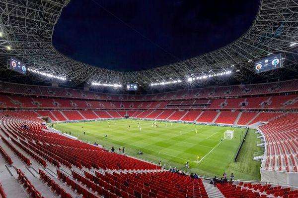 УЕФА разрешил частичный допуск болельщиков на стадионы