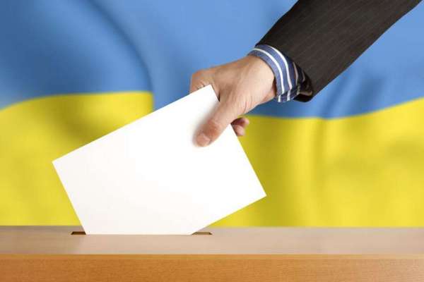 Местные выборы-2020: эксперт рассказала о предпочтениях украинцев и рейтингах партий