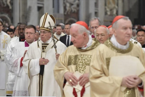 В Ватикане стартовал судебный процесс над двумя священниками: Их подозревают в сексуальном насилии
