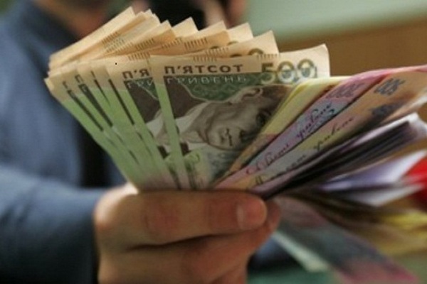В Харькове мошенник под видом врача выманил у потерпевших 1,5 млн гривен
