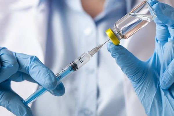 Не паникуйте: врач рассказал о побочных реакциях на прививку против гриппа