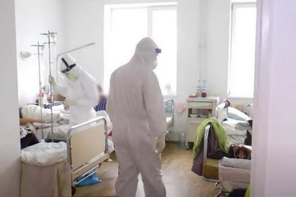 В трех городах Украины построят мобильные COVID-госпитали