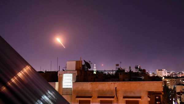 В результате ударов израильской авиации погибли 3 сирийских солдата