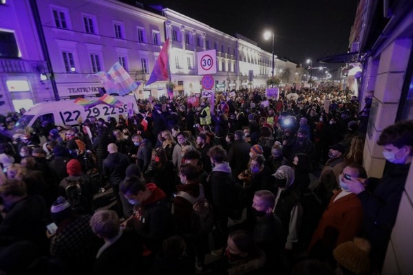 В Польше снова начались протесты против запрета абортов