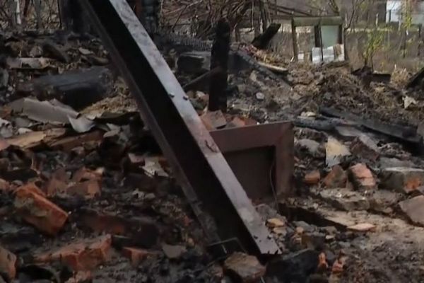 Трое мужчин сгорели заживо в доме на Киевщине