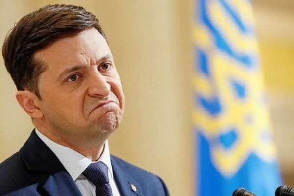 Зеленский разочаровал 42% украинцев, но остался Политиком года