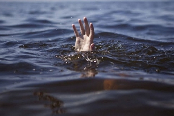 В Закарпатье спасатели извлекли из воды тело мертвого подростка!