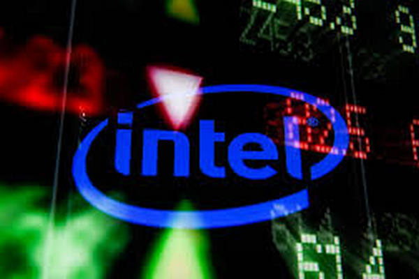 После ультиматума Intel со стороны инвестора, акции компании выросли