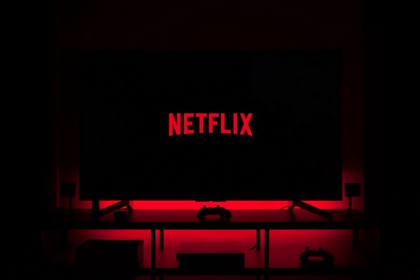 Аудитория стримингового сервиса Netflix превысила 200 млн пользователей