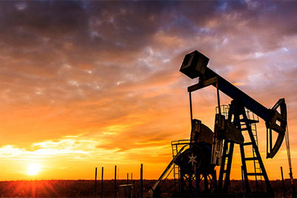 Нефть дорожает 15 февраля на 2%