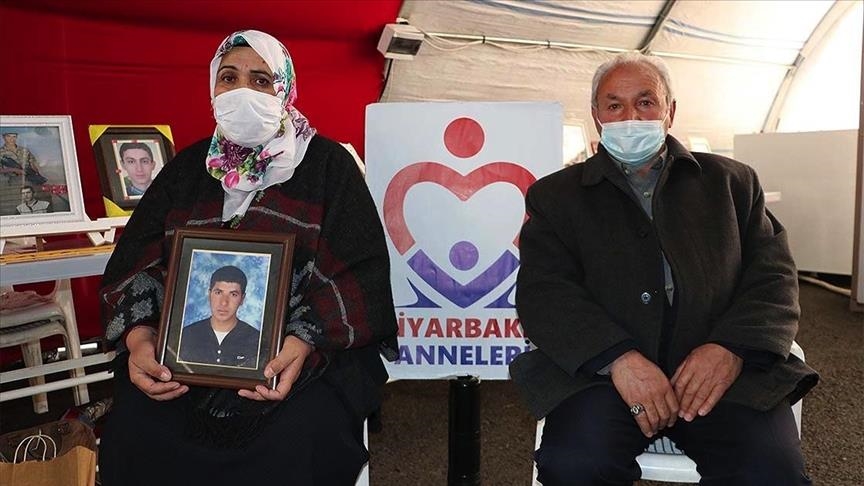 Еще одна семья присоединилась к протесту против РПК в Юго-Восточной Турции