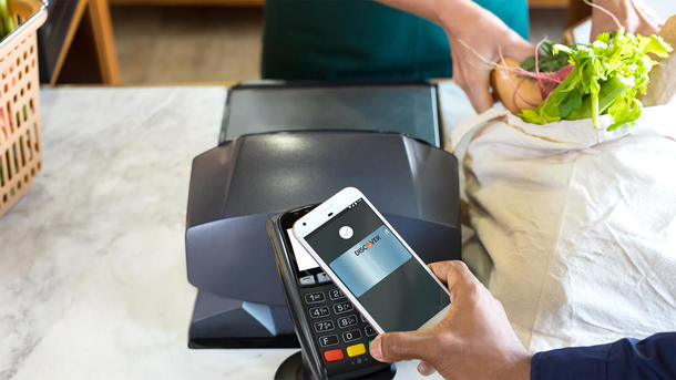 Запуск Android Pay в Украине: что нужно знать о новом сервисе бесконтактной оплаты