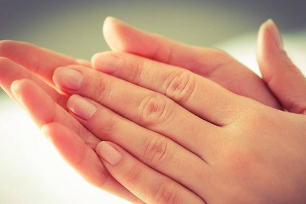 Ученые выявили зависимость доходов человека от длины пальцев