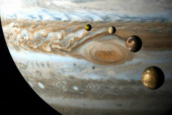 Ученые планируют полеты к Юпитеру и Сатурну на ядерной тяге