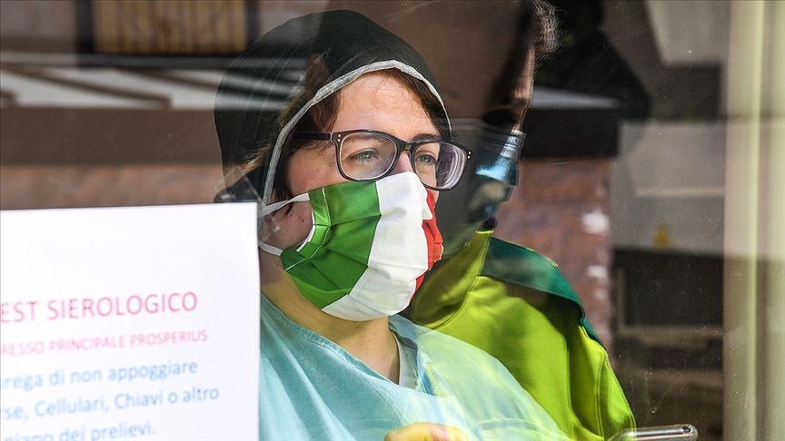 Италия смягчит правила COVID-19 с конца апреля