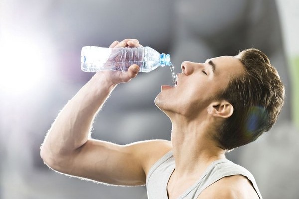 Сколько воды нужно пить во время тренировки
