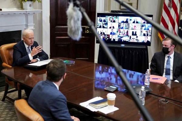 Президент Байден выразил уверенность, что инвестиции вернут США технологическое лидерство