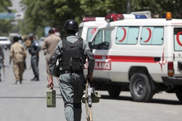 В Афганистане микроавтобус подорвался на мине, пятеро погибших