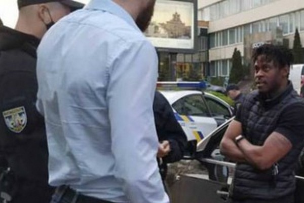 В Киеве патрульные поймали за рулем пьяного футболиста