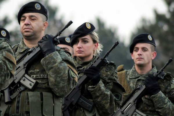 В ЕС намерены создать войска быстрого реагирования