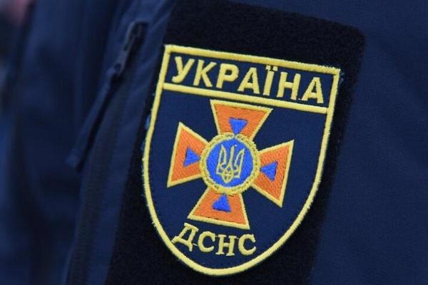 В Черниговской области во время учебных прыжков погиб спасатель-парашютист