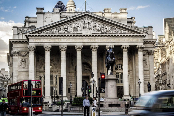 Банк Англии заговорил о возможном выпуске национальной цифровой валюты
