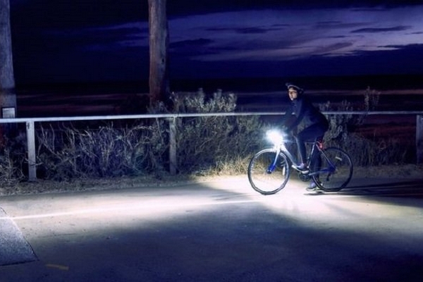 Задний фонарь на велосипед: элемент декора или необходимость?