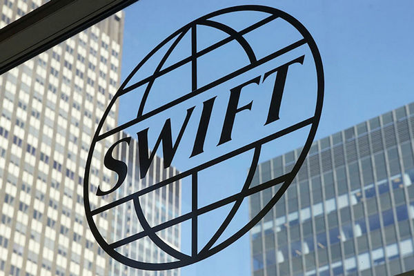 Центробанк РФ не видит рисков отключения России от системы SWIFT