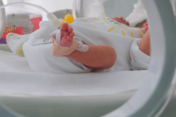 Рада выделила 300 миллионов на диагностические центры для новорожденных