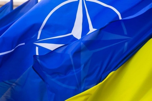 Париж заявляет об отсутствии в настоящее время условий для вступления Украины в НАТО