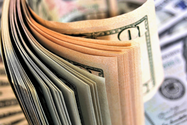 НБУ сократил покупку валюты на межбанке