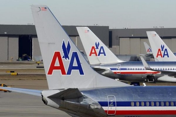 American Airlines призывает пилотов экономить топливо