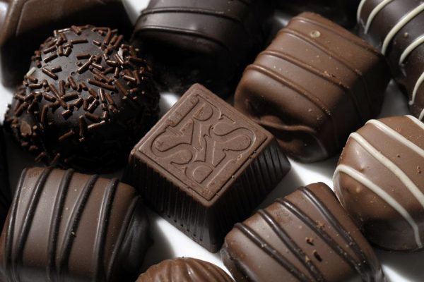 Шоколад на завтрак снижает потребность организма в глюкозе – врач