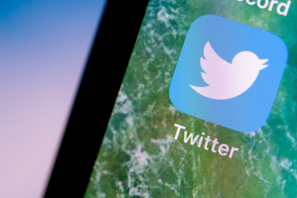 Twitter разрешил американцам жаловаться на твиты с дезинформацией