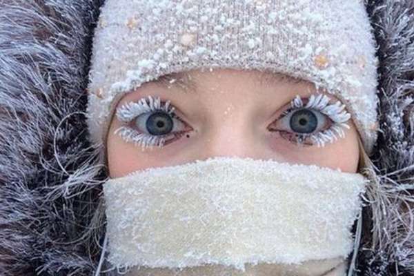 Ранние холода и морозы: синоптики дали прогноз на зиму и осень в Украине