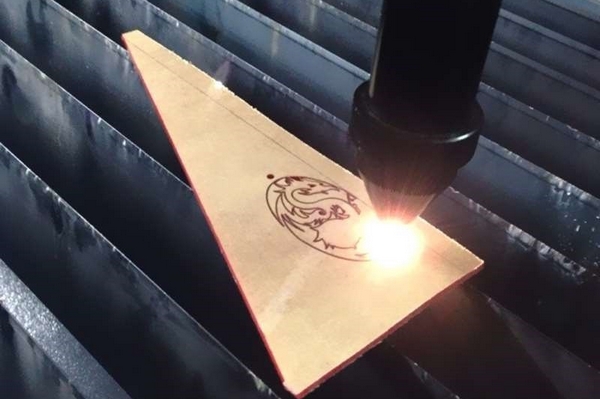 Лазерная гравировка сделает предмет уникальным